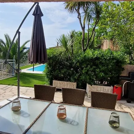 Augustina * サント・マキシム